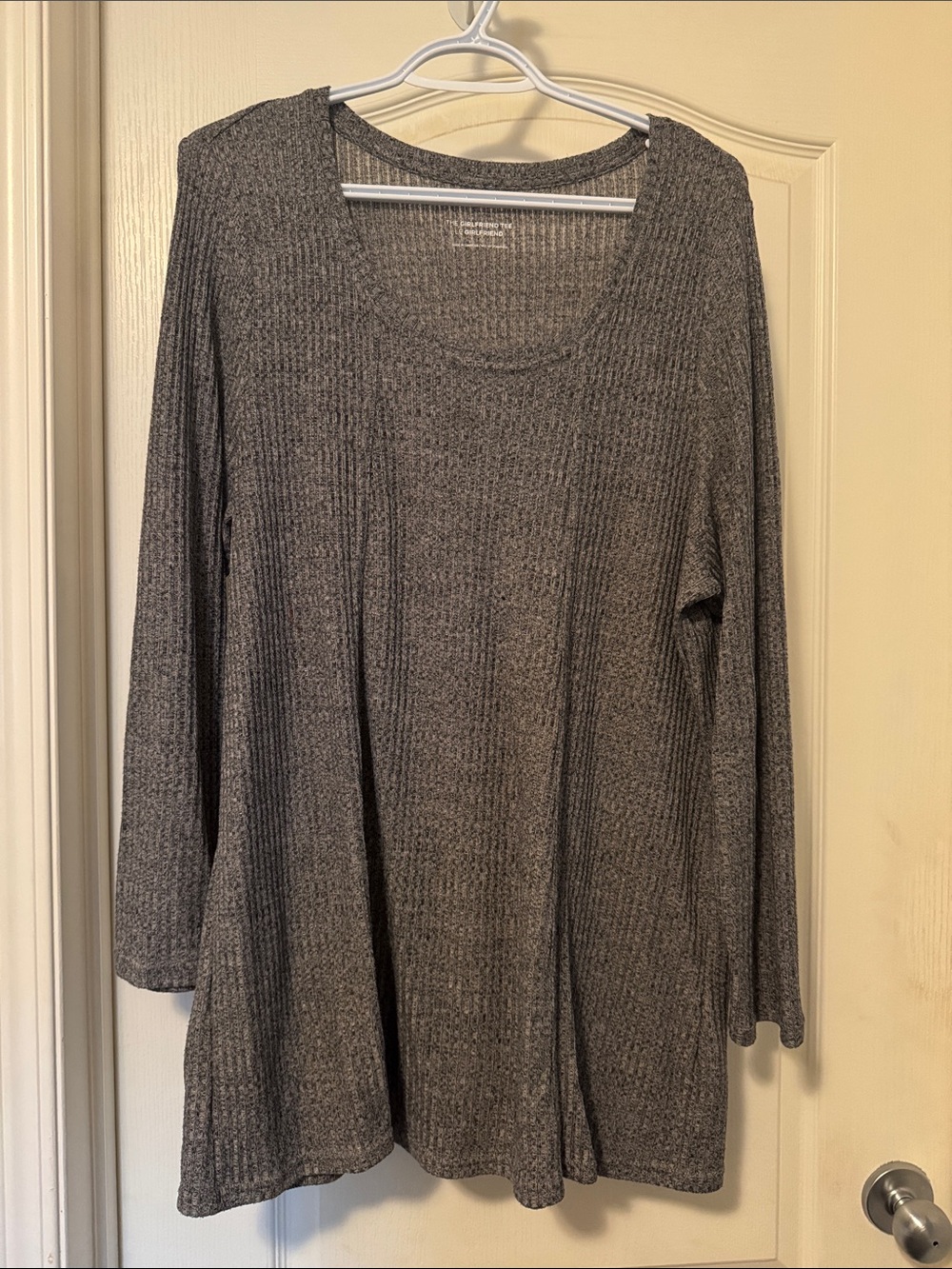 Penningtons Gray Ribbed Scoop-Neck Long-Sleeve Sweater
